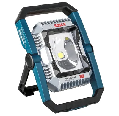 Lampa Warsztatowa Gli 18V-2200 C PRO BOSCH