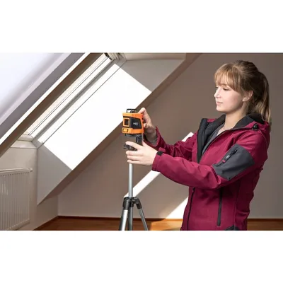 Laser Płaszczyznowy 15m 360 W Poziomie Statyw 1.5m NEO - Czerwony