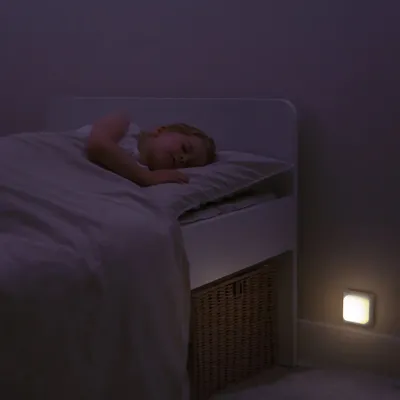 CLOUD B CLTT-1200 Lampka Nocna CUBE B- LAS