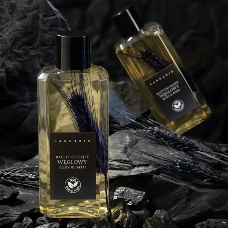 CANNABIO Bałtycki Węglowy Olejek Do Ciała I Kąpieli 300 ml
