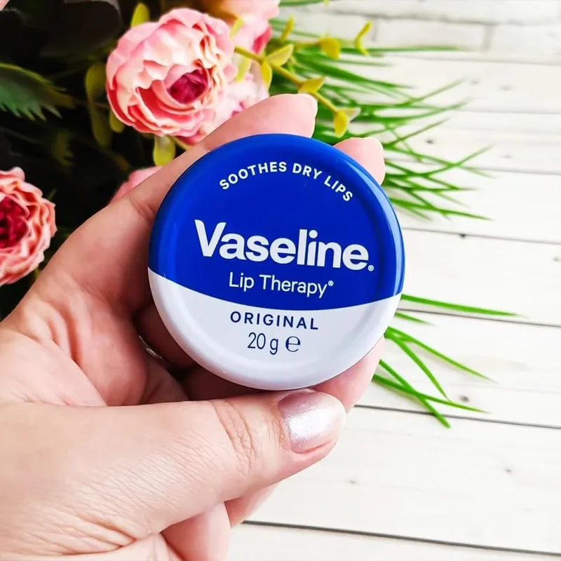 VASELINE Lip Therapy Original Wazelina Do Terapii Ust 20 g