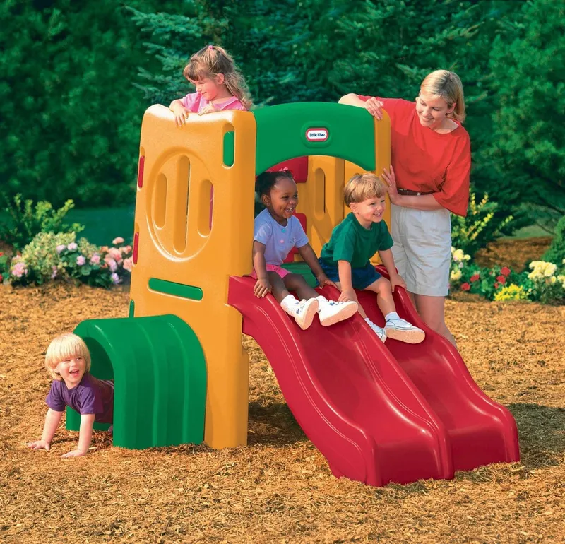 Plac Zabaw Z Podwójną Zjeżdżalnią Tunelem Wspinaczką Little Tikes