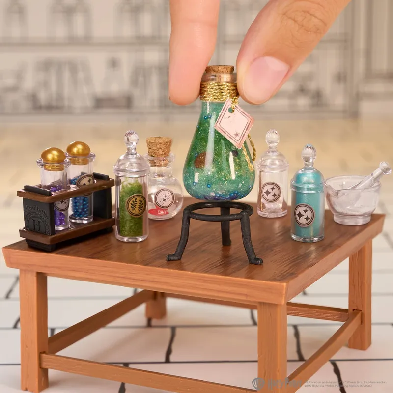 Zestaw Mini Figurek Harry Potter Klasa Eliksirów Mga Miniverse