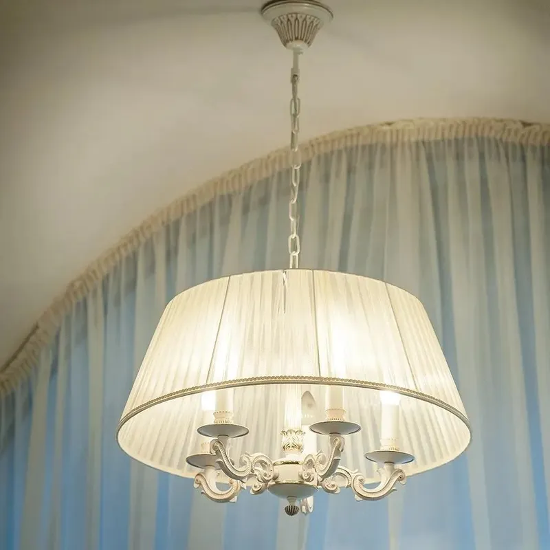 Żarówka LED V-TAC 3,7W E14 Świeczka VT-1818 3000K 320LM