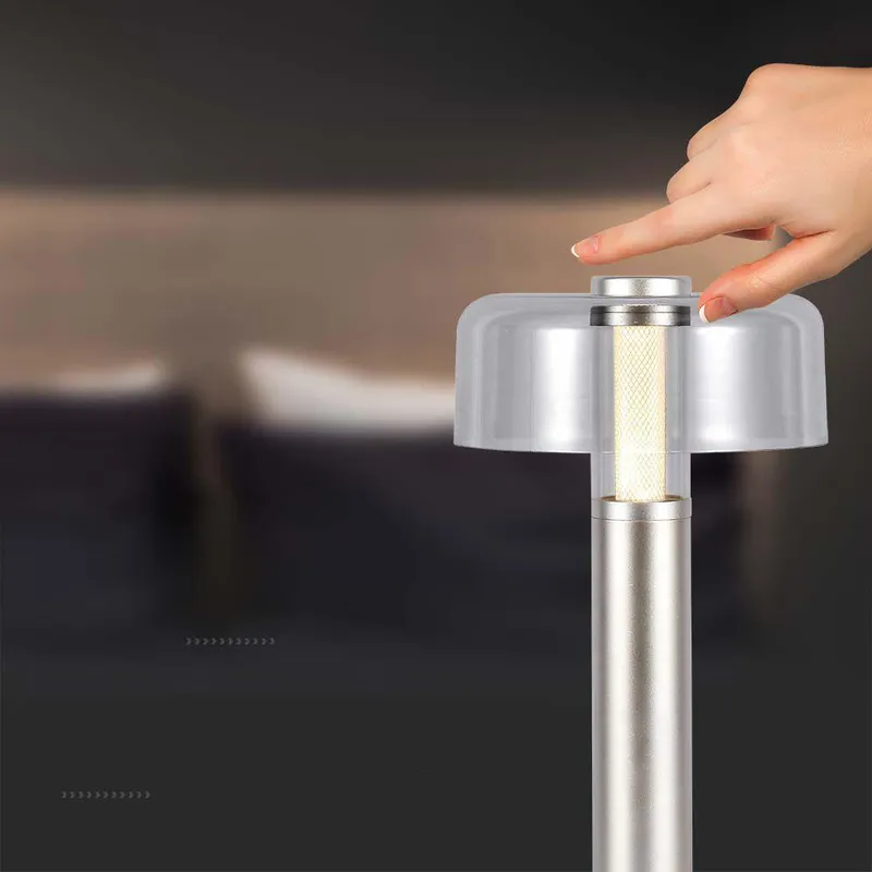 Lampka Stołowa Nocna V-TAC 1W LED 30cm Ładowanie USB Ściemnianie VT-1049 3000K 100LM - Złota