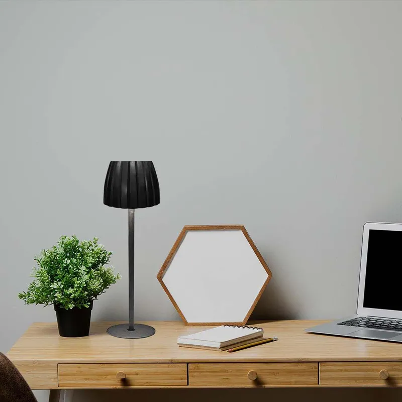 Lampka Stołowa Nocna V-TAC 2,7W LED 34cm Ładowanie USB Ściemnianie VT-7967 3000K-6000K 110LM - Czarna