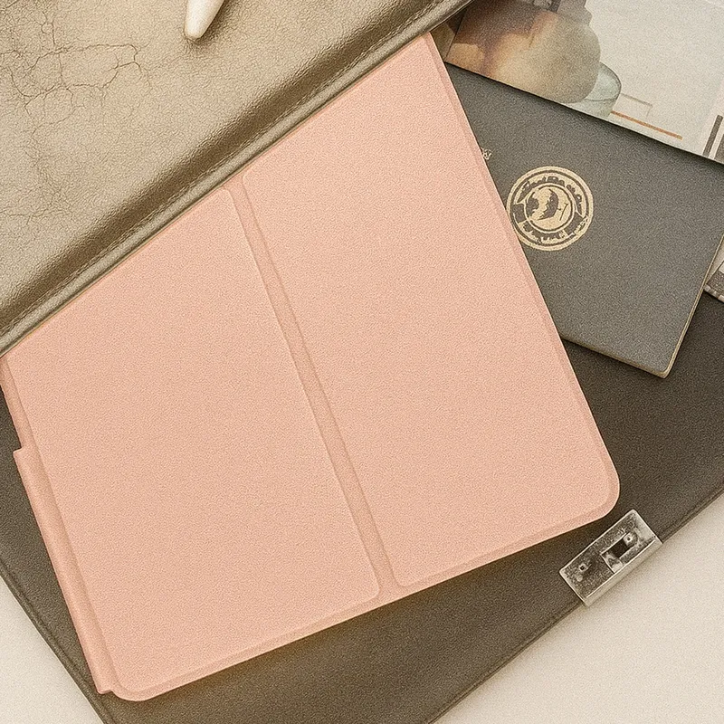 Etui Smart Case Do Lenovo Tab Plus TB351FU Z Podstawką - Złote