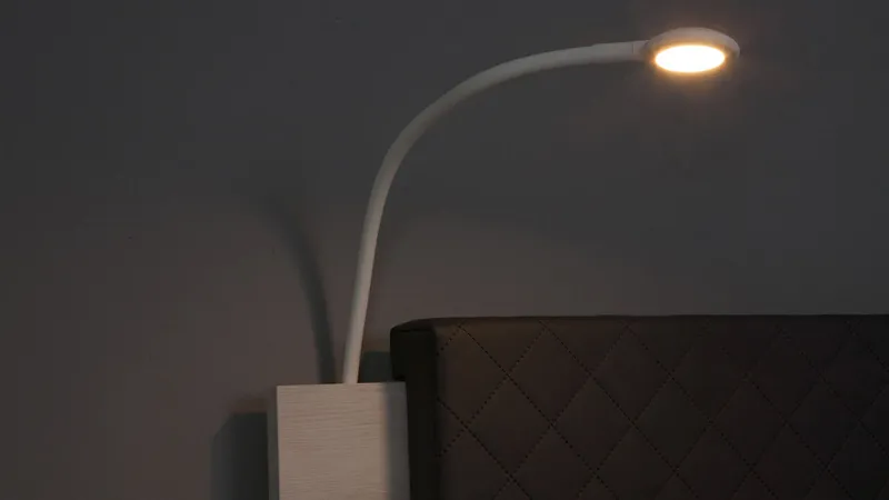 Lampka Nocna Do Łóżka DV12 DENVI - Biała