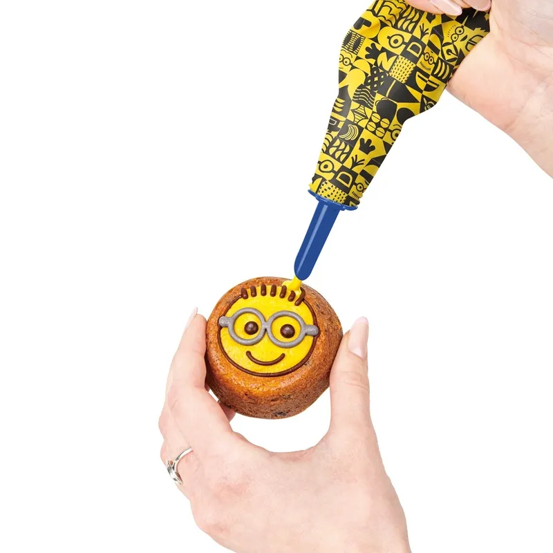 Forma Do Muffinów 6 szt. Z Workiem Cukierniczym Minionki Collection BerlingerHaus BH-8708MN