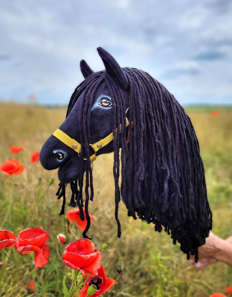 Hobby Horse Duży Koń Na Kiju Premium Fryz Fryzyjski TUM-TUM