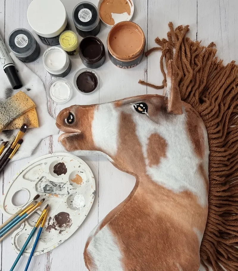 Hobby Horse Duży Koń Na Kiju Premium Srokaty Tobiano Brązową TUM-TUM