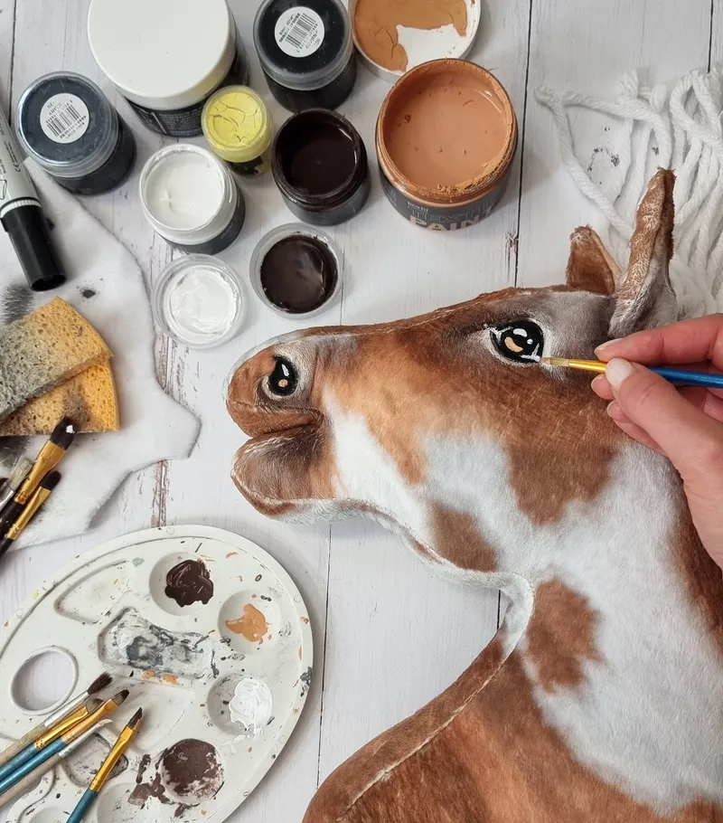 Hobby Horse Duży Koń Na Kiju Premium Srokaty Tobiano Białą TUM-TUM