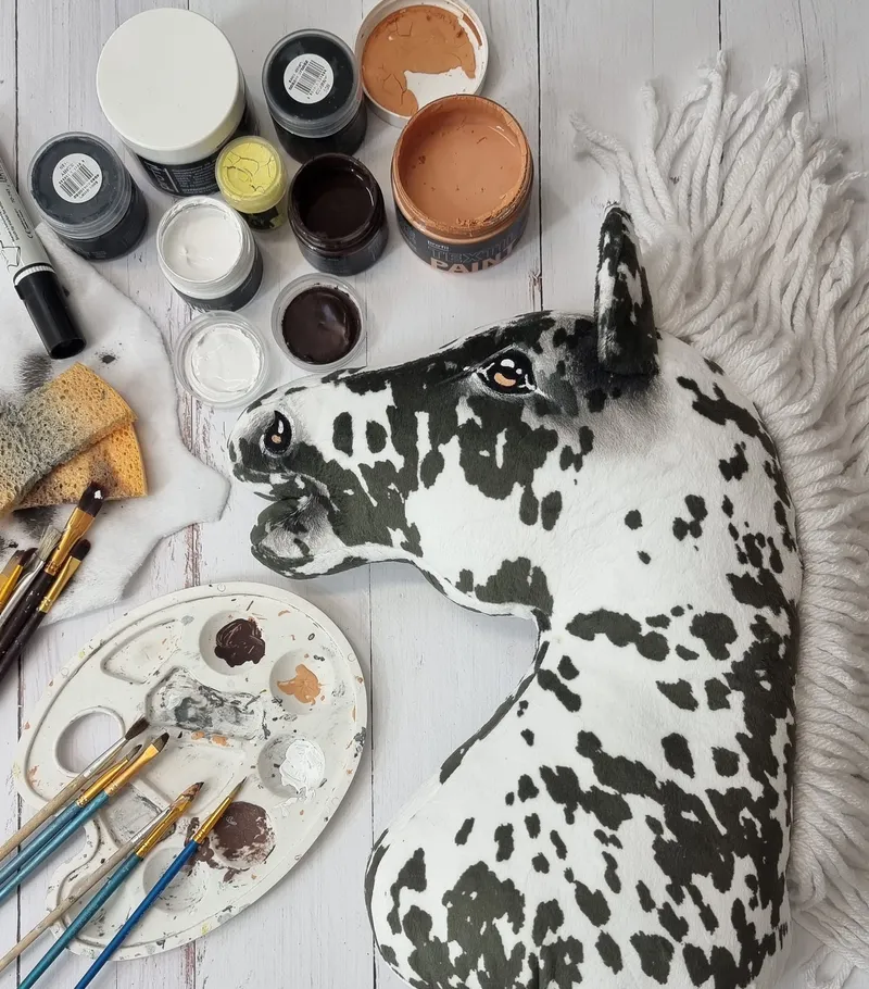 Hobby Horse Duży Koń Na Kiju Premium Tarantowaty TUM-TUM - Biało-Czarny