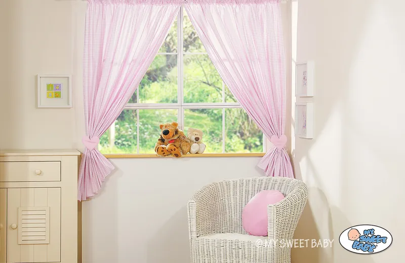 Zasłonki Do Pokoju Dziecięcego- Milo- Miś Sercem TUM-TUM - Różowy