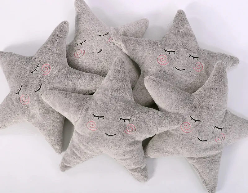 Poduszka Little Star Grzechotką- TUM-TUM - Szara