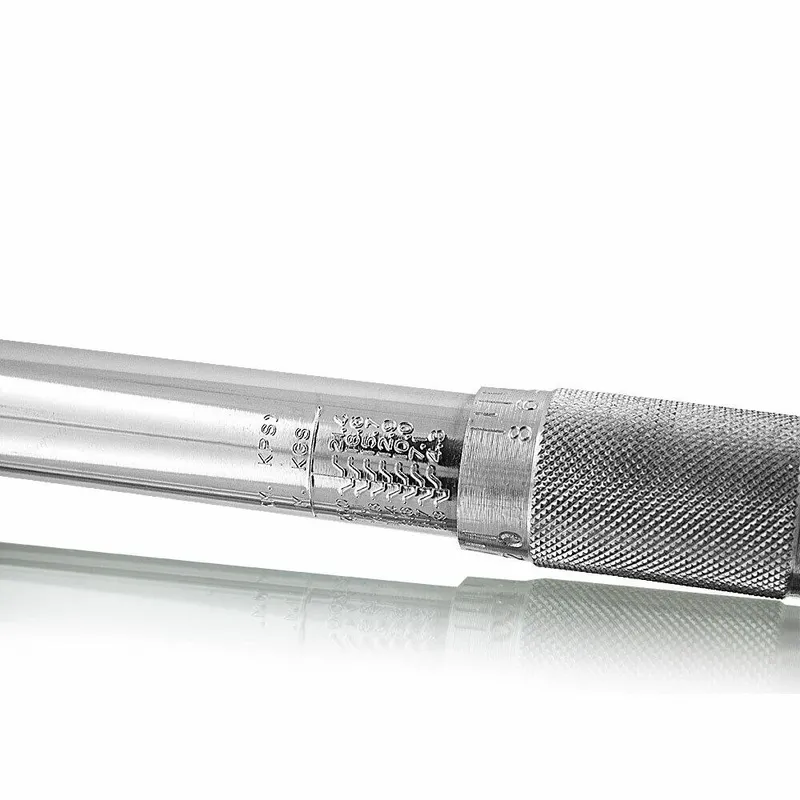 Klucz Dynamometryczny Z Grzechotką 28 Do 210 Nm 3 Nasadki SELLTEO Loft