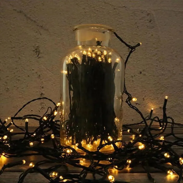 100-LED Lampki Choinkowe Z Flash Dodatkiem I Wewnętrznym Gniazdem, Barwa Ciepły Biały, Zasilanie Sieciowe