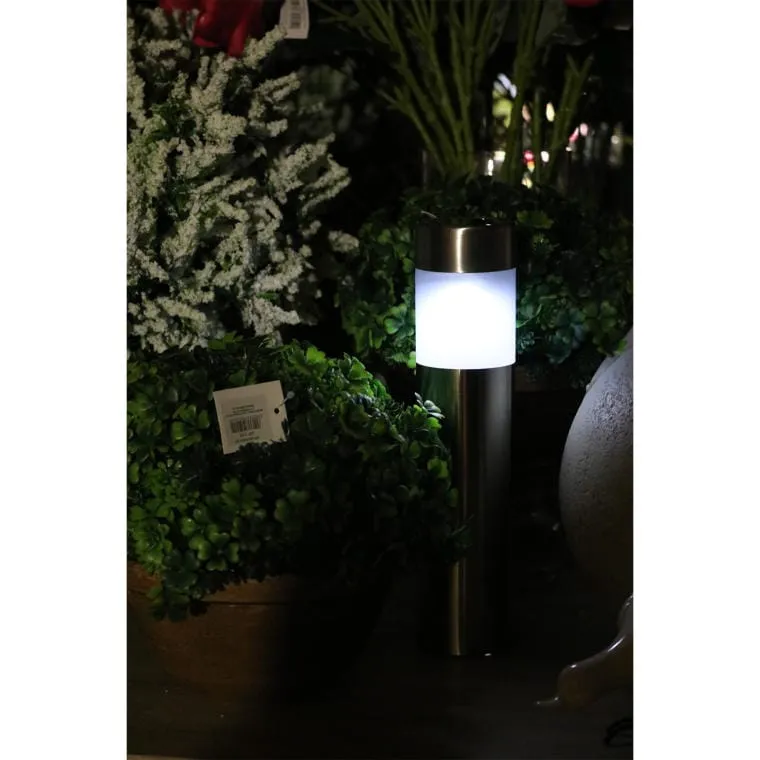 Komplet 4 Stalowych Lamp Solarnych Z Automatycznym Włącznikiem I LED