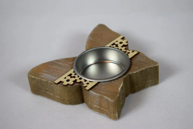 Drewniany Świecznik Tealight W Kształcie Motylka - Wielkanocny Decor Brązowy