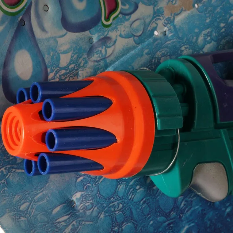 Innowacyjny Pistolet Na Wodę Śmigus-Dyngus 22cm - Kolor Niebieski