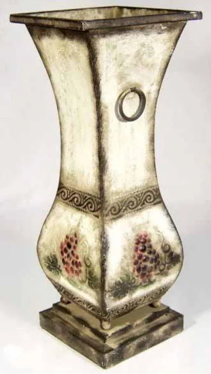 Wazon O Wysokości 37cm I Szerokości 18cm Ze Zdobieniami - Kremowy