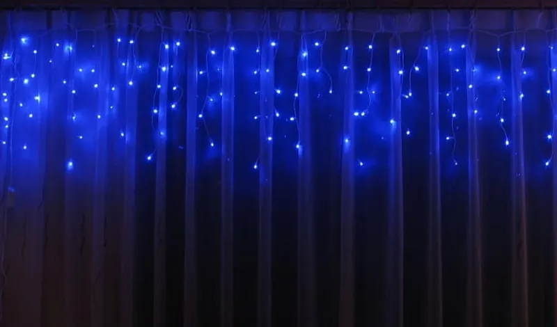 Dekoracja Świetlna Zewnętrzna Niebieska - 100 LED, Łączna, Wysoko Odporna Na Warunki Atmosferyczne, Energooszczędna, Z Gniazdem - IP44