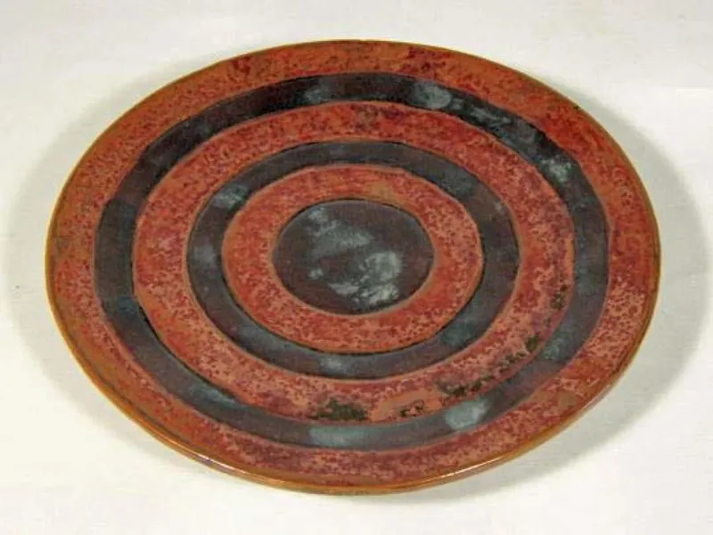 Talerz Ceramiczny W Pasy 21 cm Z Możliwością Używania Jako Podstawka Pod Świeczki, Kolor - Brązowy