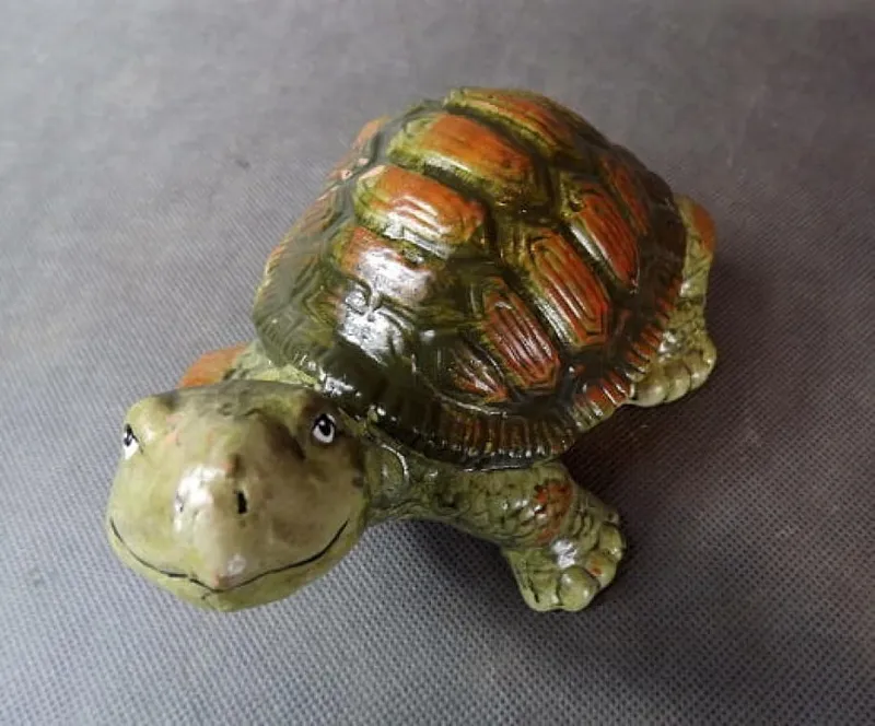 Zielony Ceramiczny Żółwik - Figurka Dekoracyjna 11x16cm