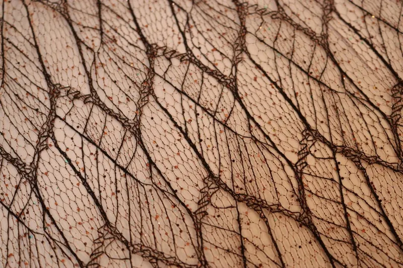 Organza Z Nadrukiem Brokatowym 0,50 x 10 m - Brązowa