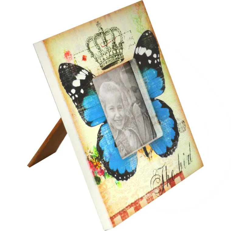 Elegancka Stojąca Ramka Na Zdjęcie Z Motywem Motyla, Kolor Kremowy, Rozmiar 14,5x14,5 cm