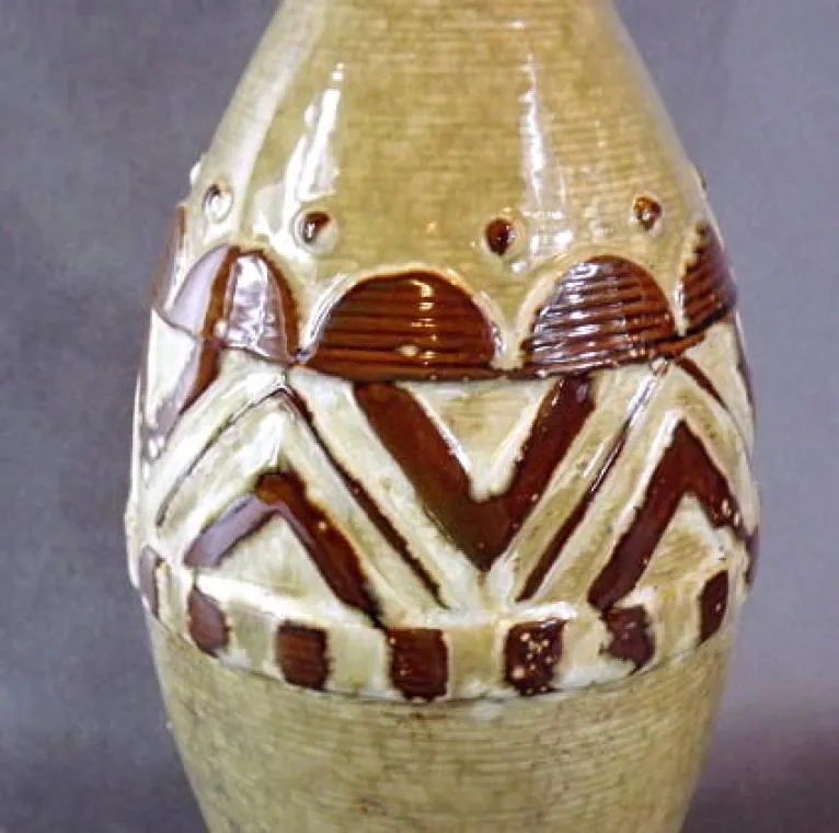 Wazon Ceramiczny W Kolorze Piaskowym Z Brązowym Szlakiem 42x12 cm