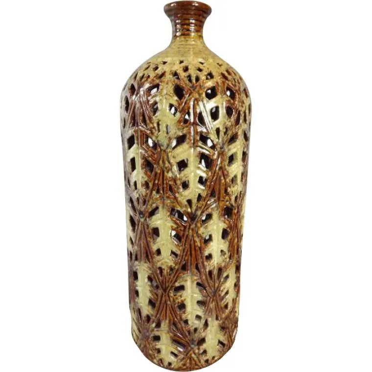 Wazon Ceramiczny W Kolorze Brązowym Ażurowy Wzór 41x13 cm
