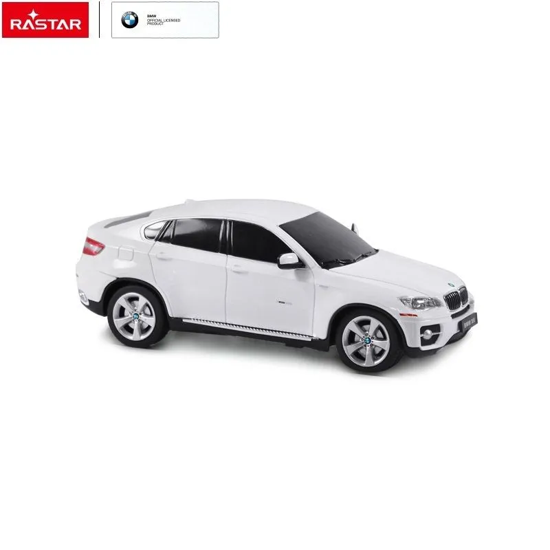 Auto Zdalnie Sterowane Gumowe Opony 1:24 TUM-TUM BMW X6 20 cm - Białe