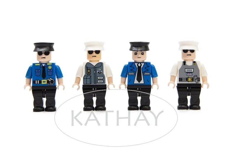 Zestaw Figurek Policja 4 szt Kompatybilny Z Klockami TUM-TUM Dla Dzieci