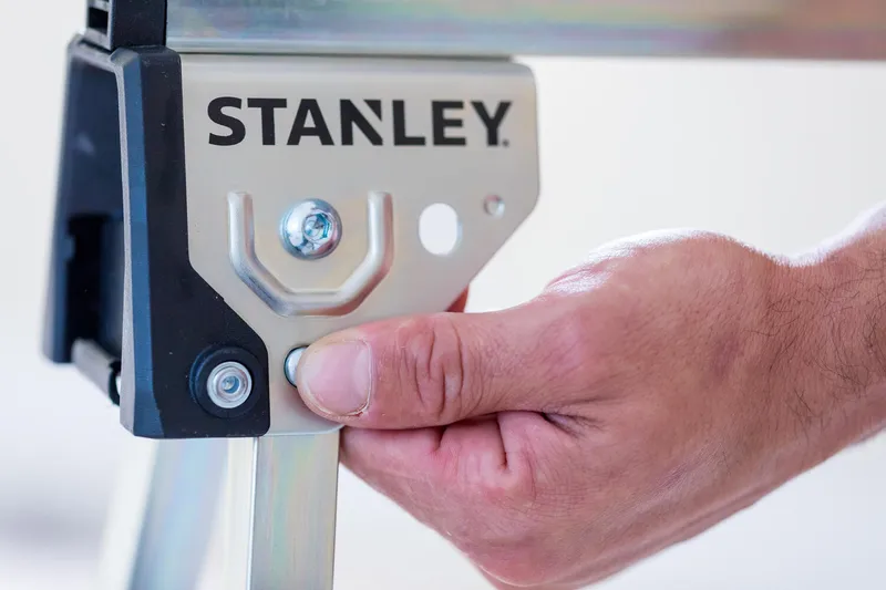 Kobyłki Metalowe Zestaw 2 szt. STANLEY