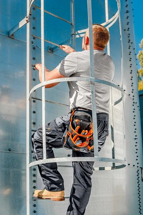 Kieszeń Na Narzędzia 8 Przegród, Metalowe Uchwyty NEO