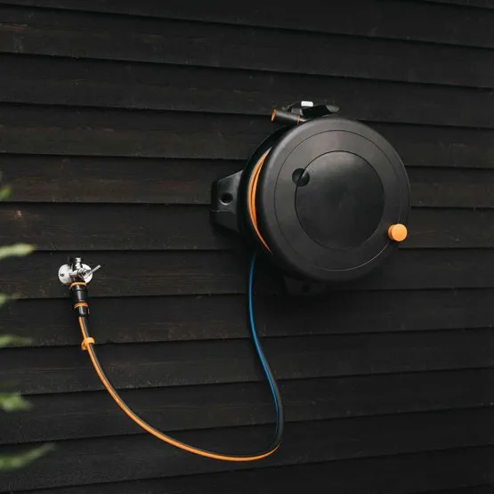Bęben Z Wężem Solid 13mm 1/2'' 30m FISKARS