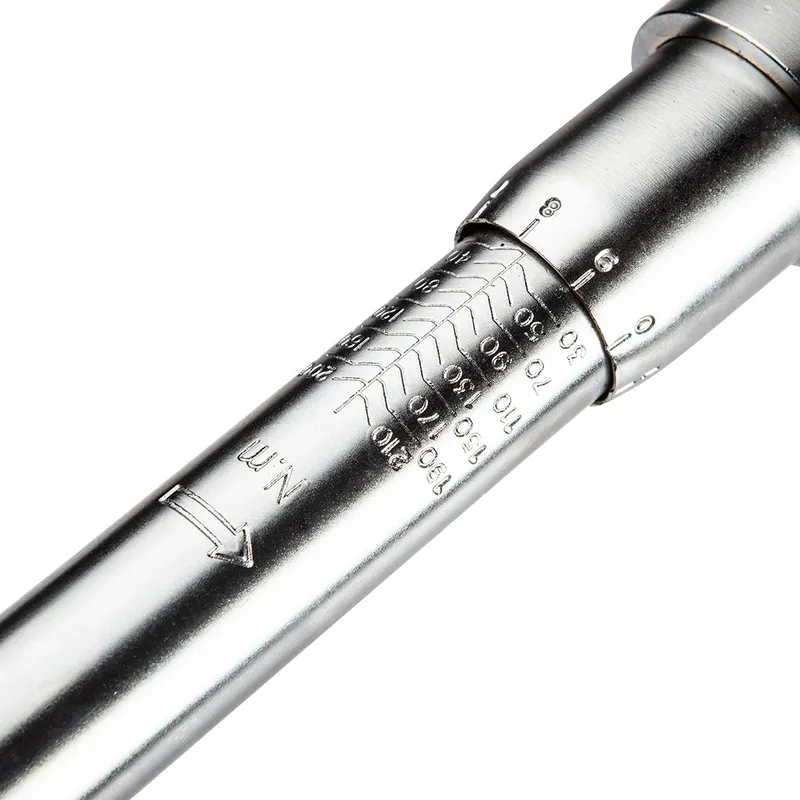 Klucz Dynamometryczny 1/2'' 20-210NM NEO