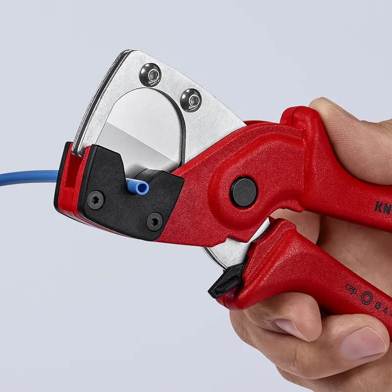 Obcinak Do Rur Wielowarstwowych I Węży Pneumatycznych 185mm KNIPEX