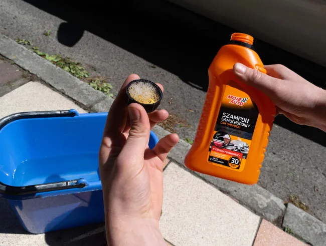 Szampon Samochodowy Bez Wosku 1000ml MOJE AUTO