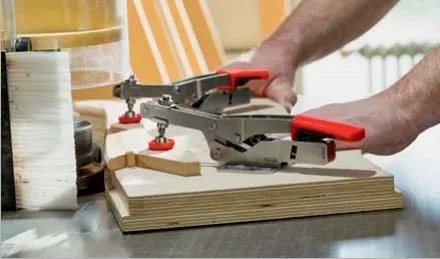 Regulowany Docisk Kolanowy 35mm BESSEY