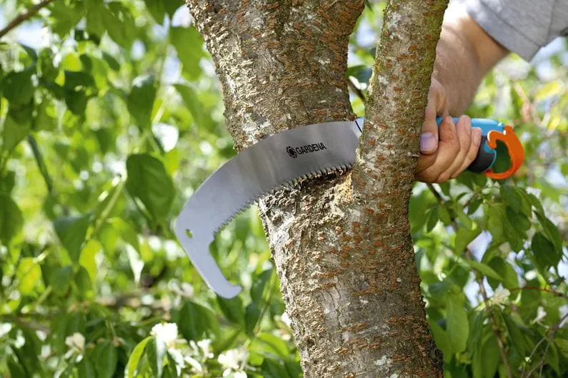 Piła Ogrodowa Profilowana 300 P -Cs GARDENA
