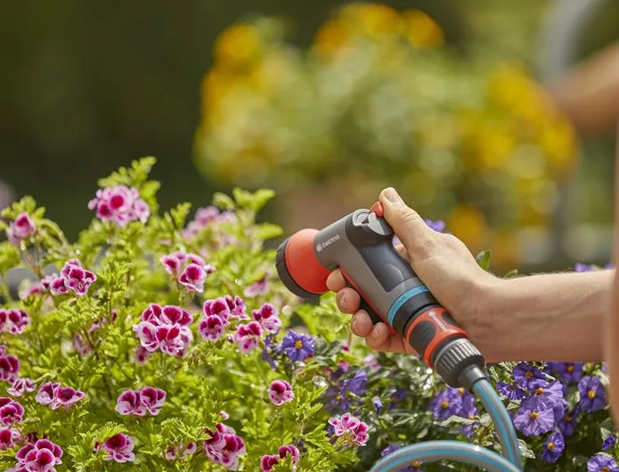 Comfort Pistolet Zraszający Balkonowy GARDENA