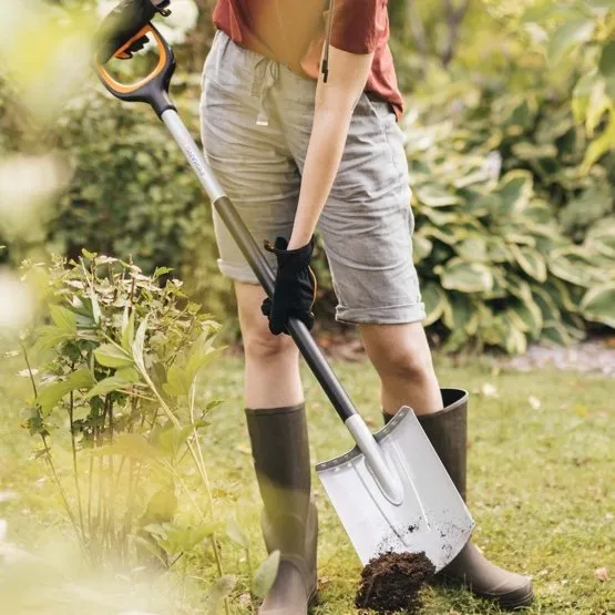 Szpadel Prosty Xact FISKARS