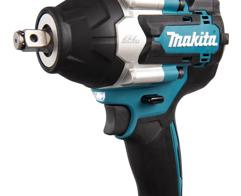 Klucz Udarowy Akumulatorowy 1/2'' 700NM 18V Ltx 2*5.0AH MAKITA