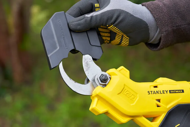 Sekator Akumulatorowy V20 18V 1*4.0AH STANLEY