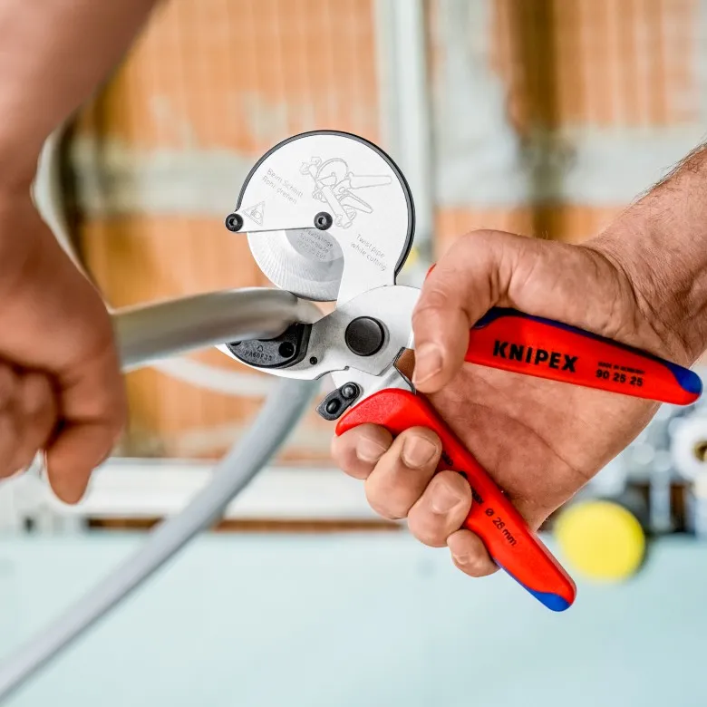 Obcinak Do Rur Kompozytowych I Z Tworzyw Sztucznych KNIPEX