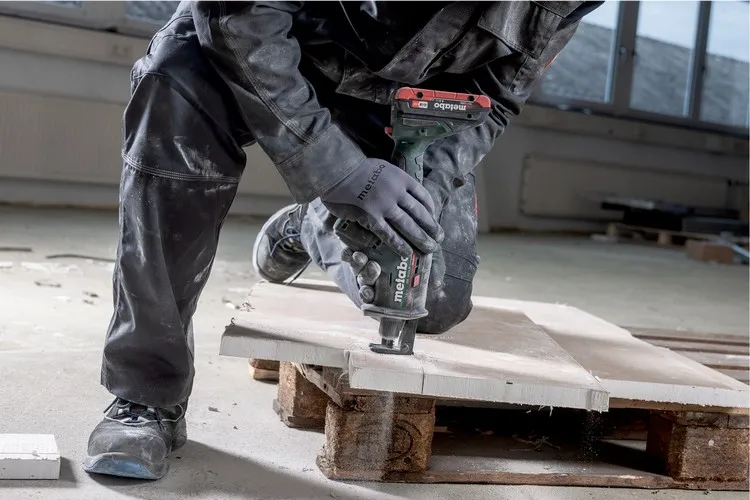 Piła Szablasta Akumulatorowa Sse 18 Ltx Bl Compact METABO