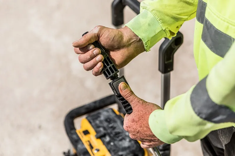 Akumulatorowa Myjka Wysokociśnieniowa 2*18V Xr 0*AH DEWALT