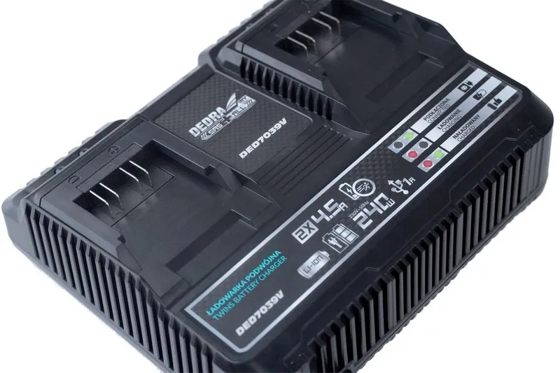 Szybka Ładowarka Podwójna Smart 18V Sas+all DEDRA